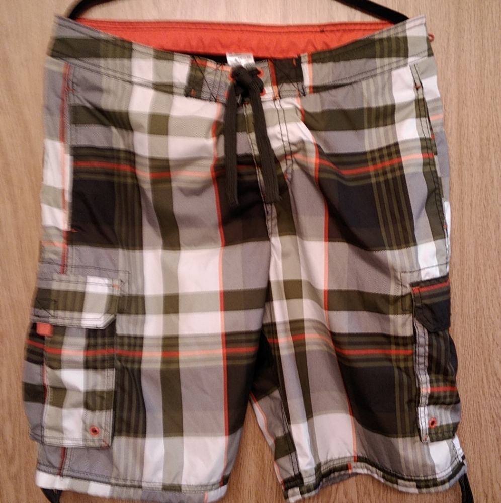 H&M Mens Plaid Shorts White, Green, Orange